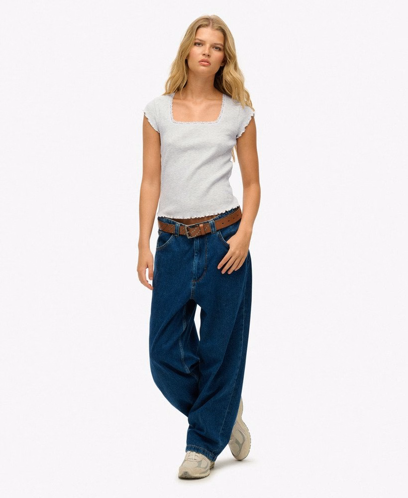 Essentieel T-shirt met vierkante hals en korte mouwen
