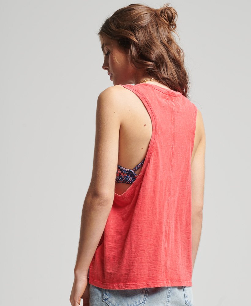 vintage surfvest van biologisch katoen in de kleur soda pop red.