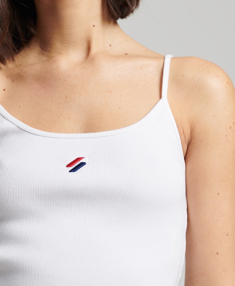 code essential strappy tanktop in optic