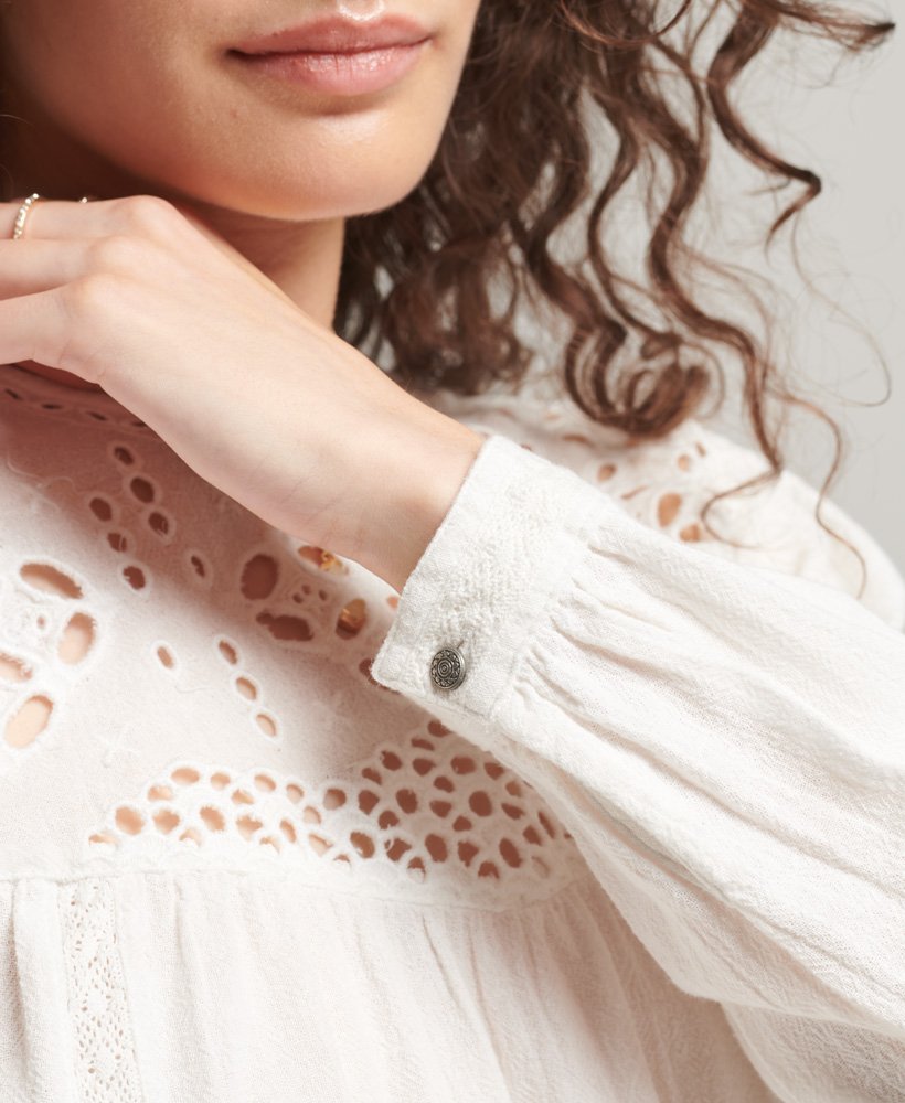 vintage top met lange mouwen en opengewerkt patroon in ecru