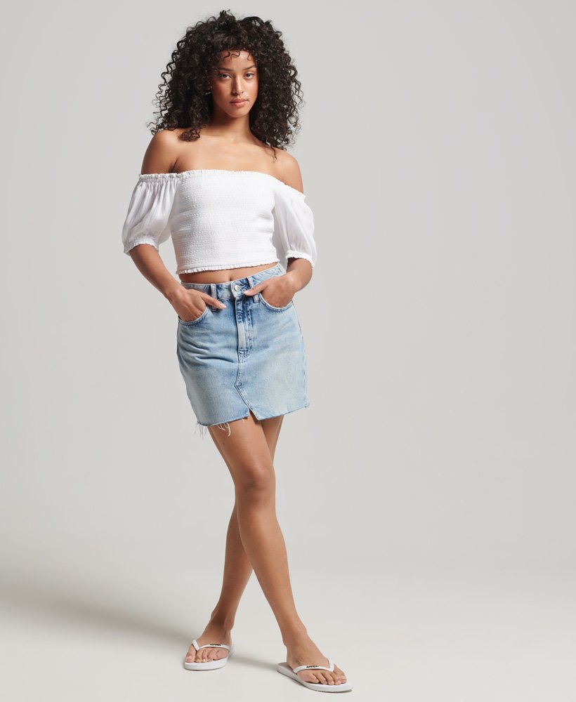 vintage crop top met smockwerk in stralend wit.