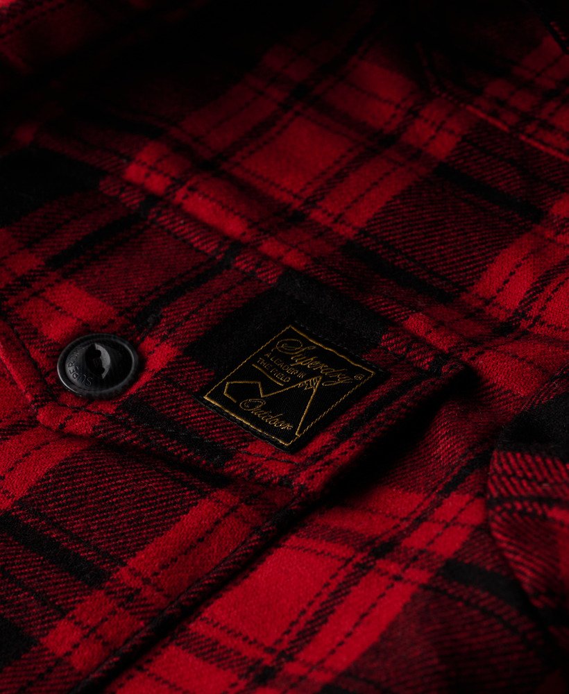 borg flanellen overshirt met ruitpatroon in rood.