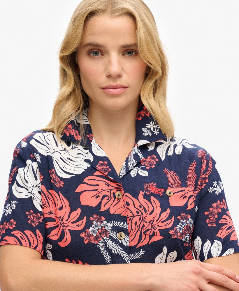 strandresortshirt in hawaïaans marineblauw