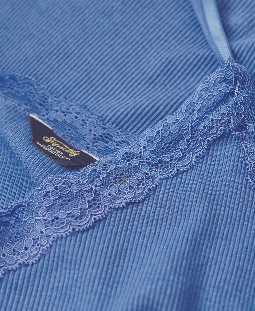 biologisch katoenen essential rib lace cami top in blush blue marg.