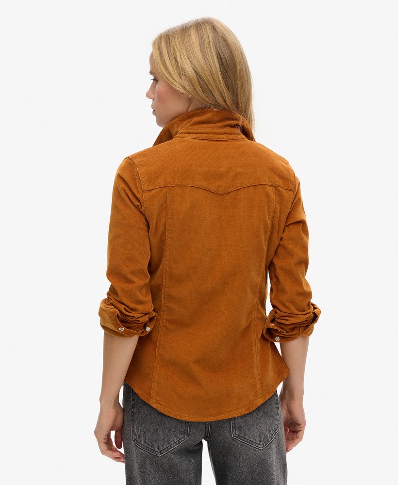 corduroy westernhemd in een opvallende beige kleur.