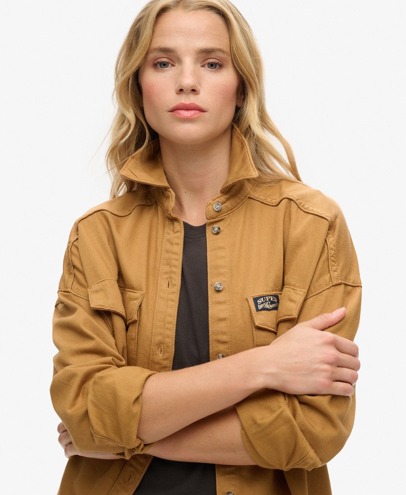 oversized denim shacket in karamelbruin.