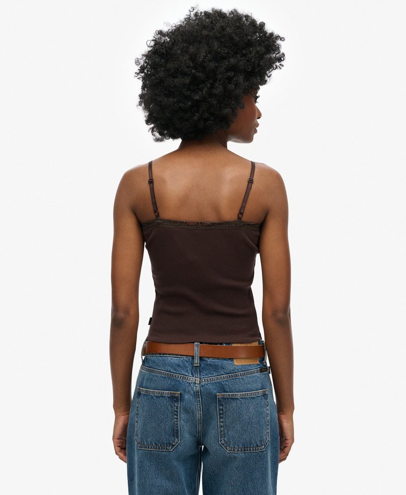 vintage camisole van biologisch katoen met ribboord en kanten afwerking in donkerbruin.