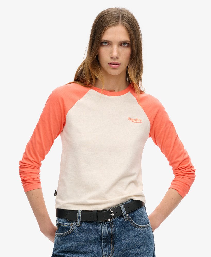 essential logo baseballtop met lange mouwen in fusion corallight oat marl