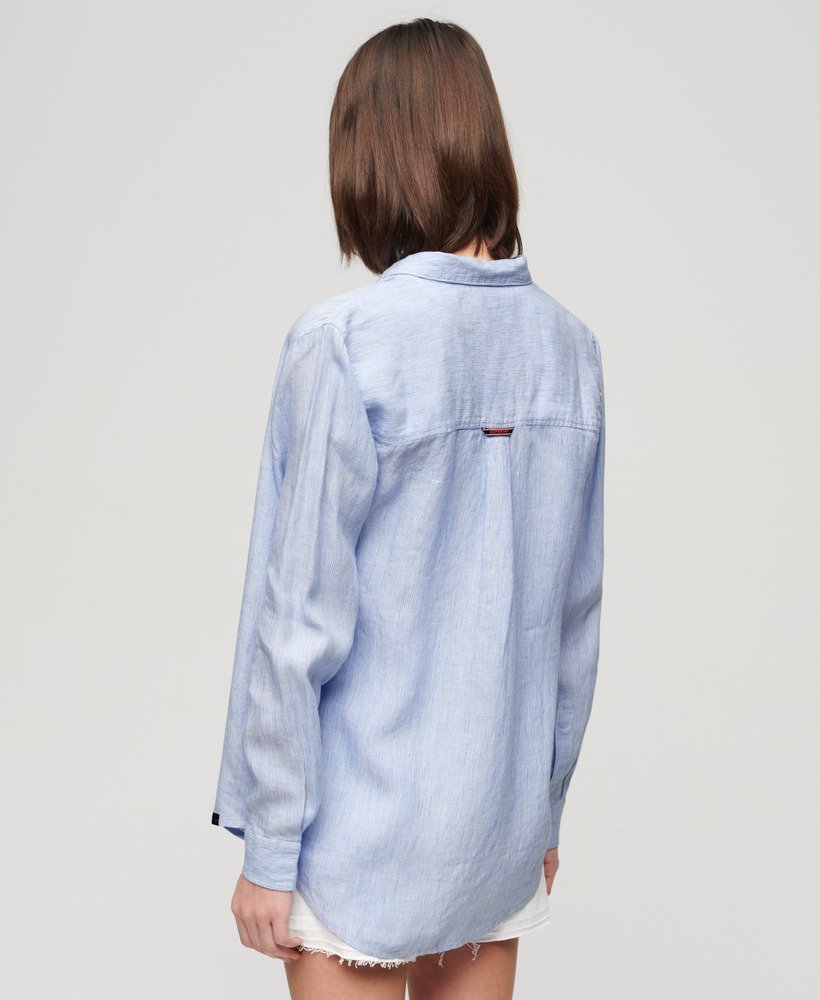casual linnen boyfriend-shirt met blauwe strepen.
