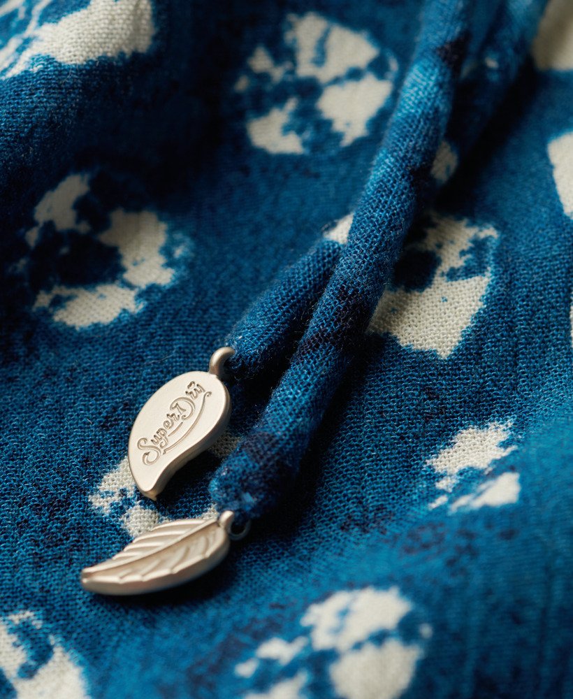 bedrukte haltertop voor op het strand met shibori blauwe rand