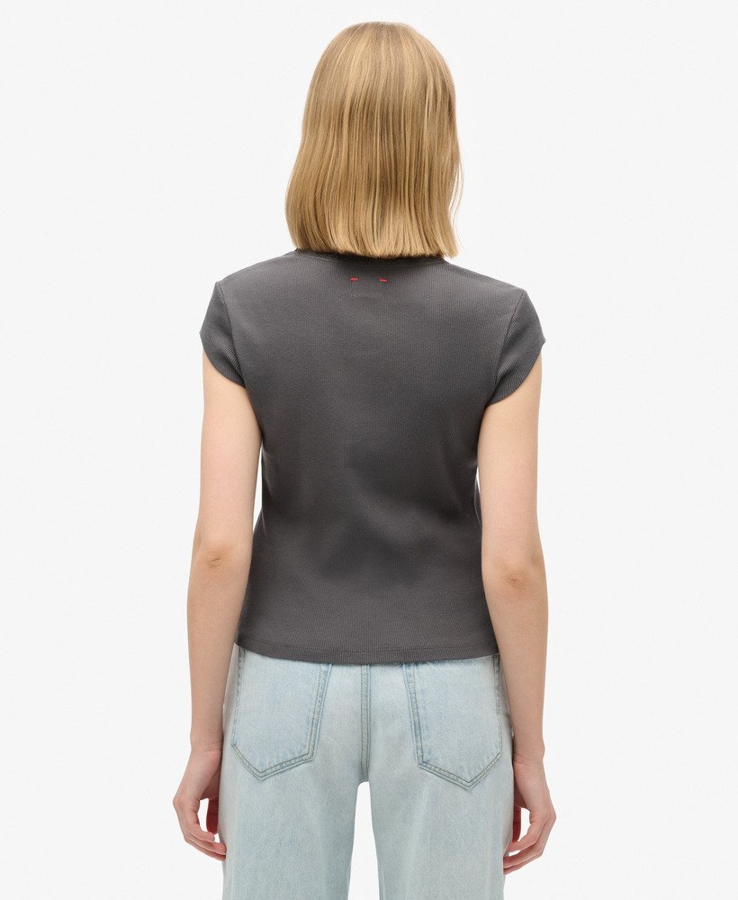 athletic essentials top met v-hals en kanten afwerking in donker leigrijs.