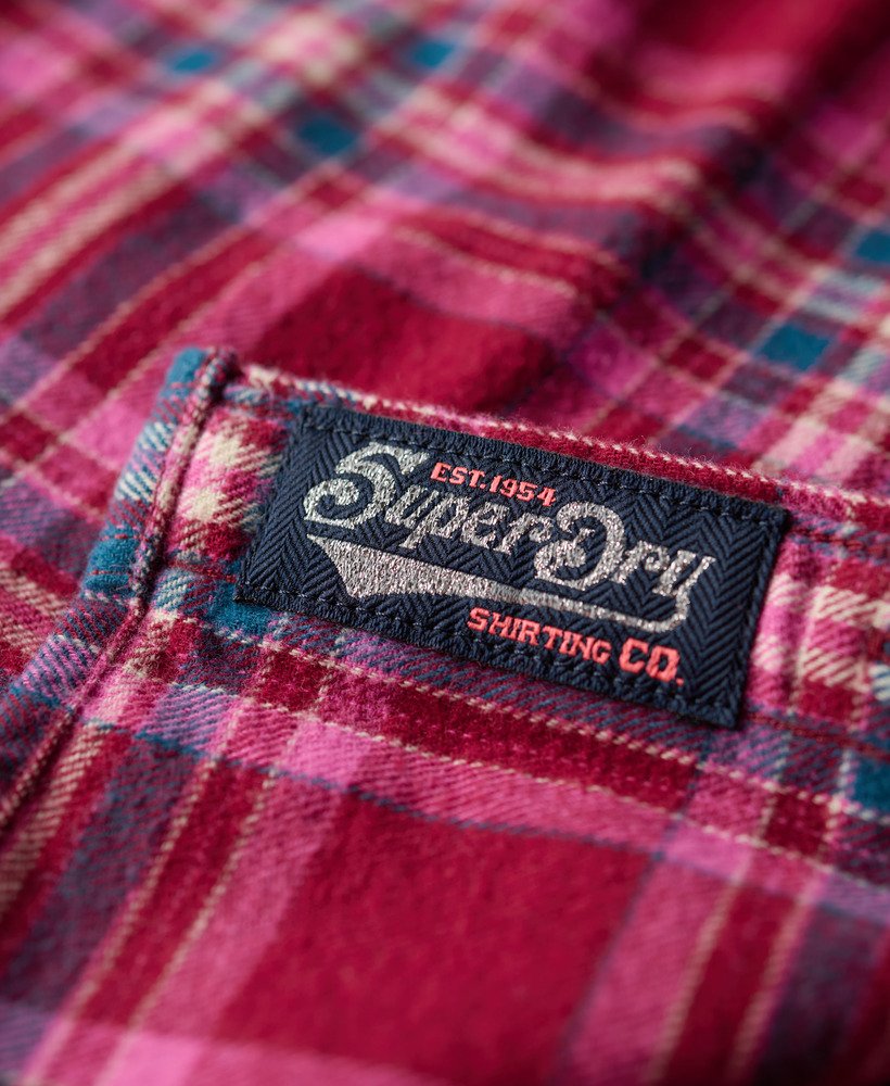 geruit flanellen shirt in bessenrood met houthakkersruit.
