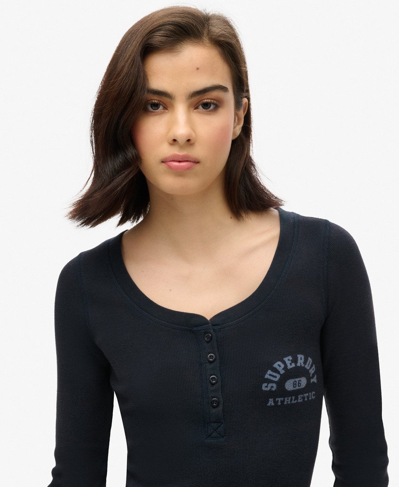 sportieve top met lange mouwen en knoopsluiting in eclipse navy