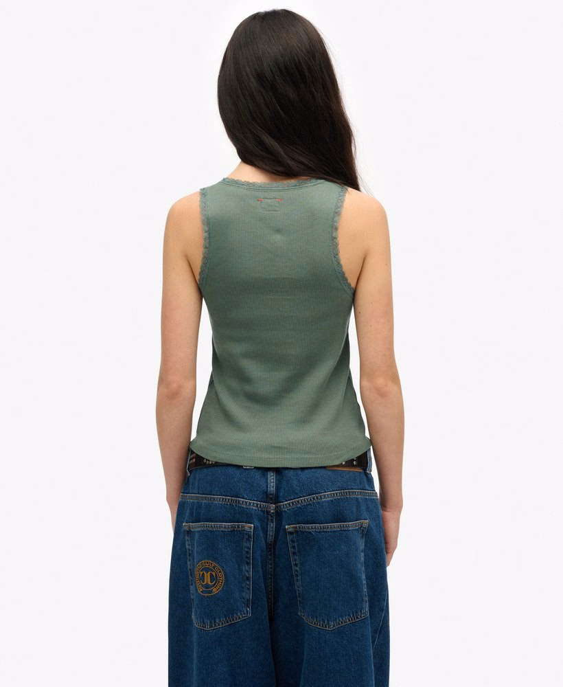 Vintage vest met kanten afwerking