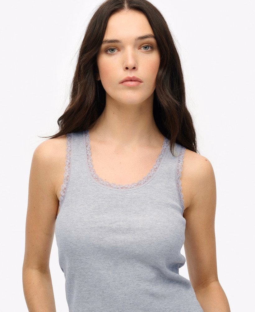 Vintage vest met kanten afwerking