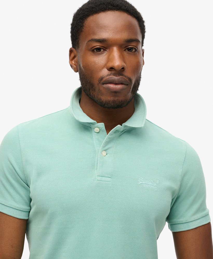 gescheurd poloshirt in fresh mint-kleur.