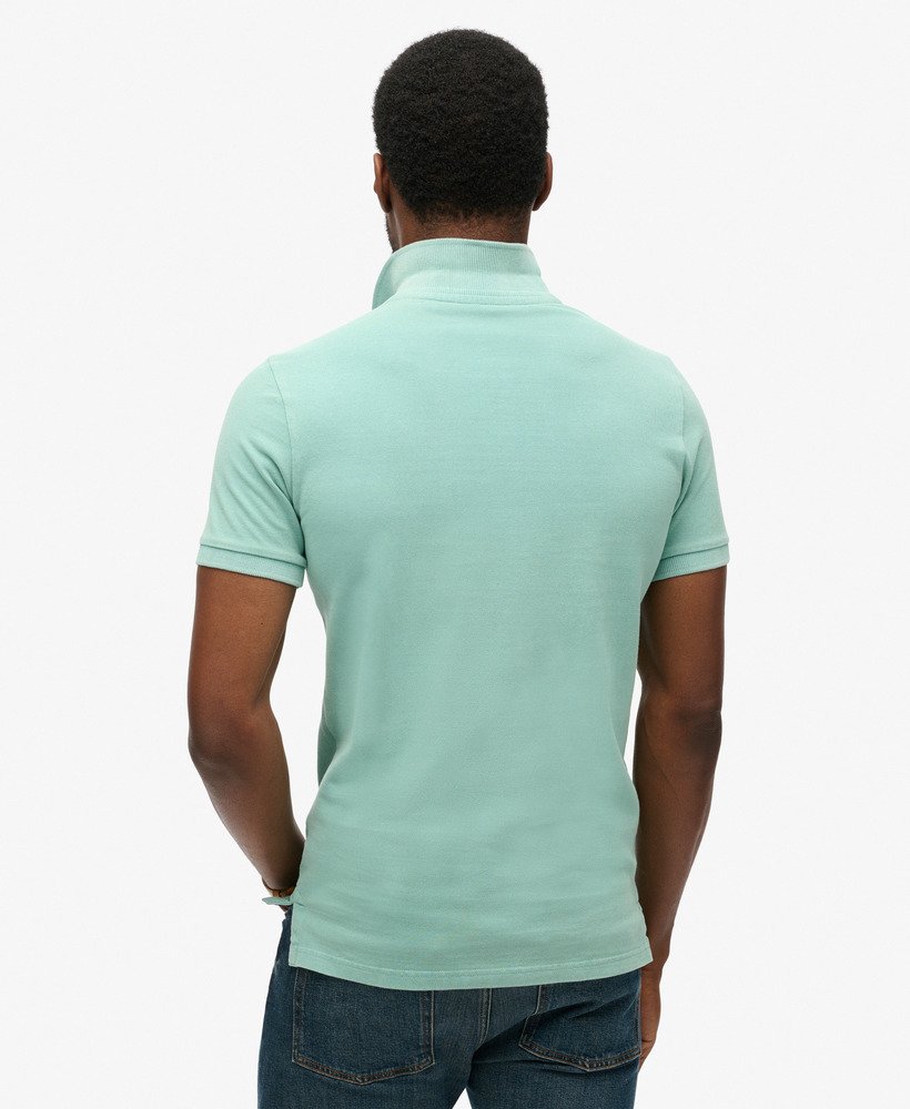 gescheurd poloshirt in fresh mint-kleur.