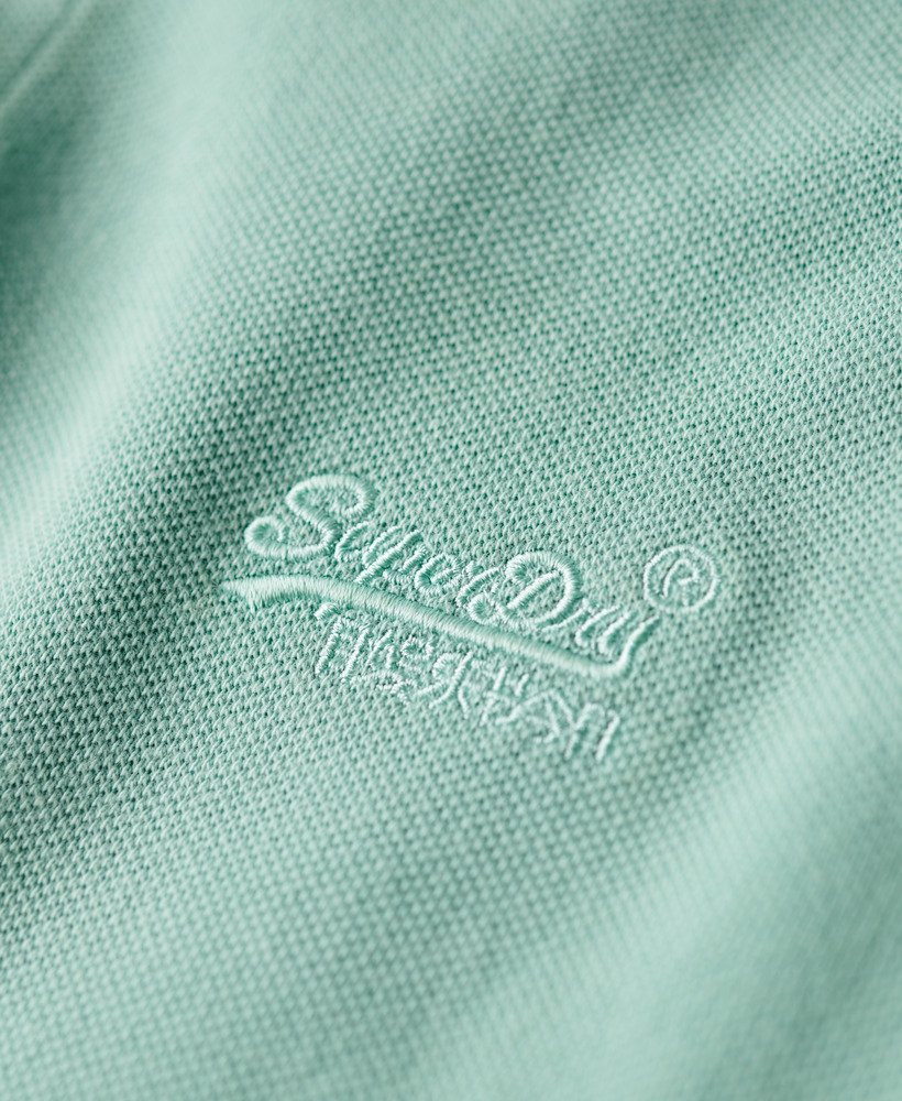 gescheurd poloshirt in fresh mint-kleur.