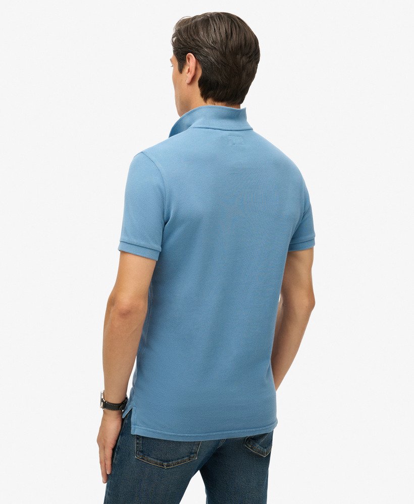 gescheurd poloshirt in heraldisch blauw