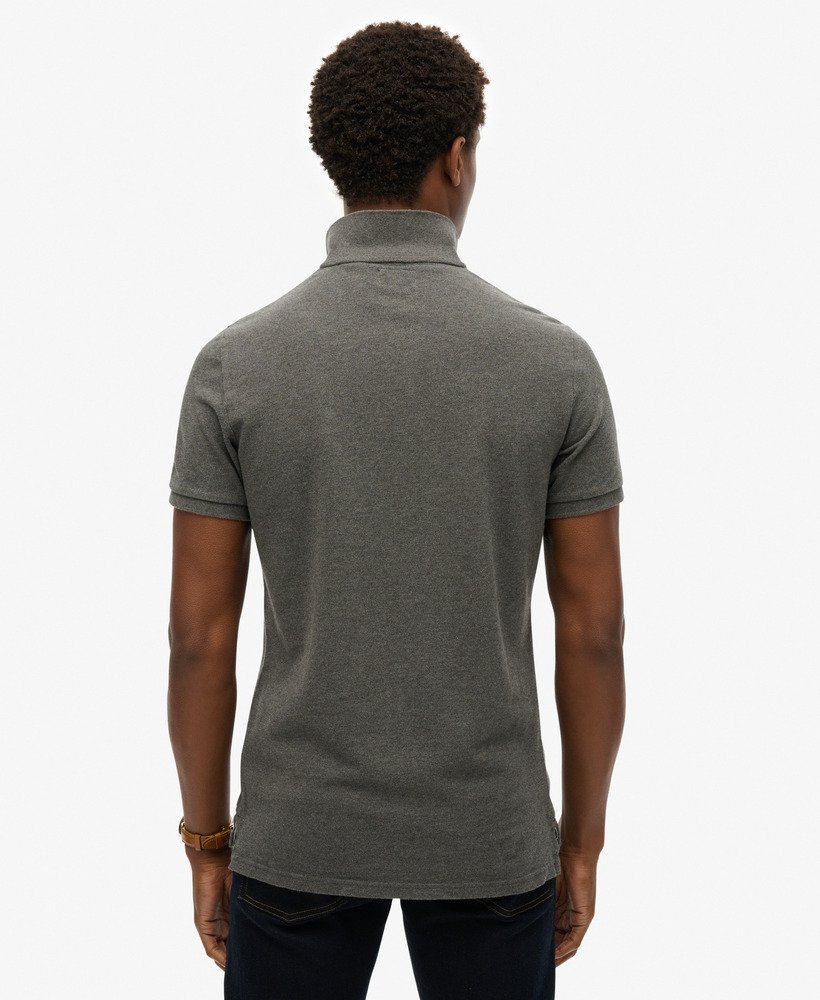 poloshirt voor bij het zwembad in een rijke antracietgrijze kleur.