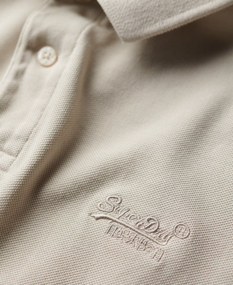 gescheurd poloshirt in licht steenbeige