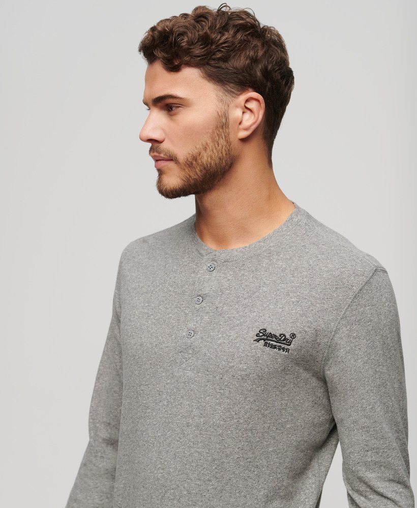 vintage top met geborduurd logo en halve knoopsluiting in donkergrijs gemêleerd.