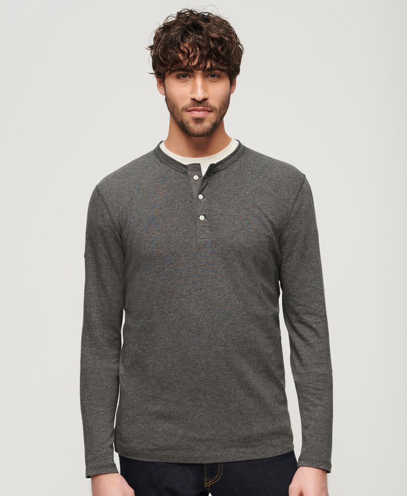 trui met lange mouwen in de stijl van een opa in de kleur cosmo grey marl.