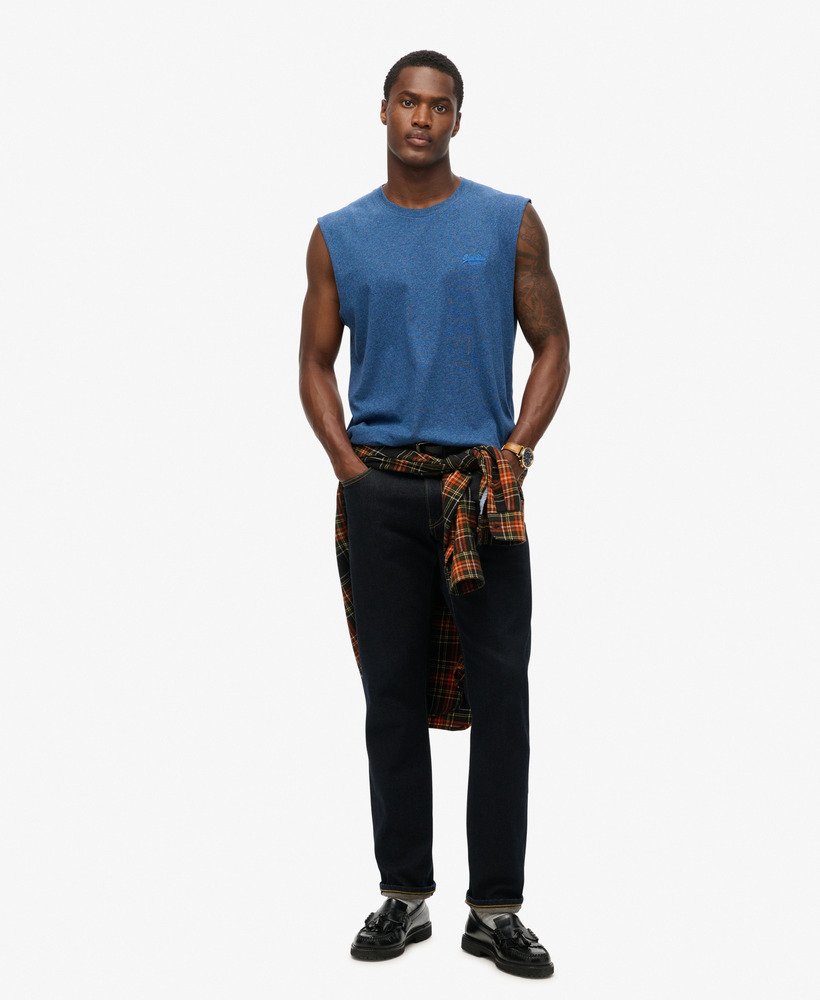 tanktop met essential logo van biologisch katoen in felblauw.