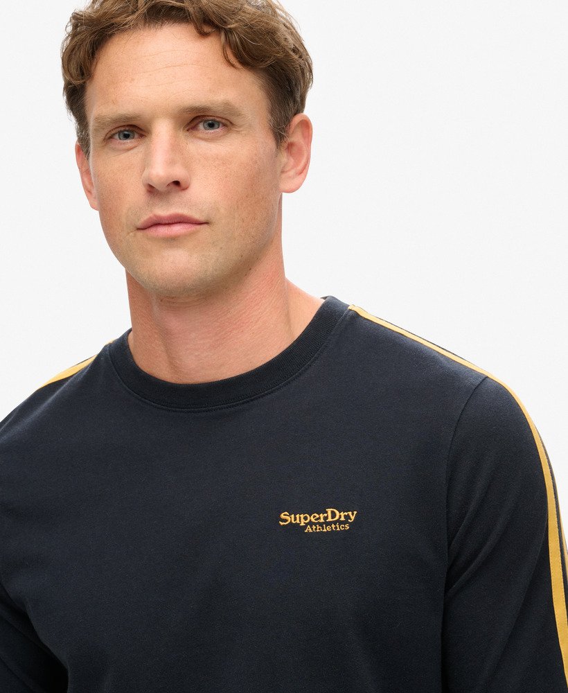 essential logo retro top met lange mouwen in eclipse navy
