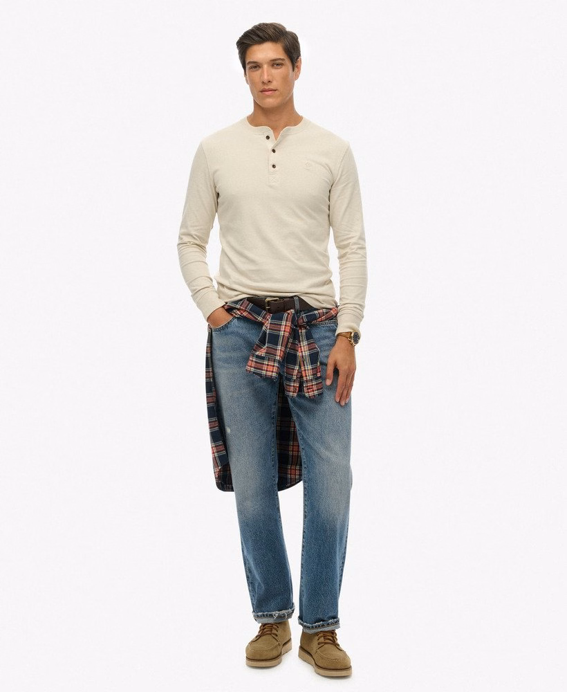 Klassieke, essentiële Henley-top