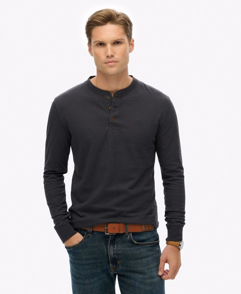 Klassieke, essentiële Henley-top