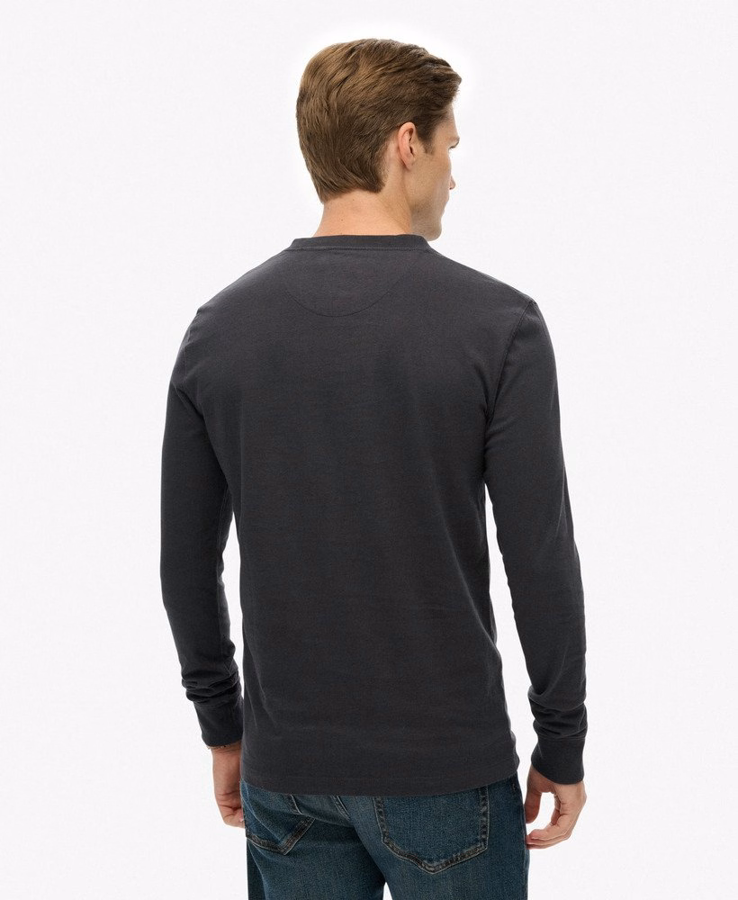 Klassieke, essentiële Henley-top