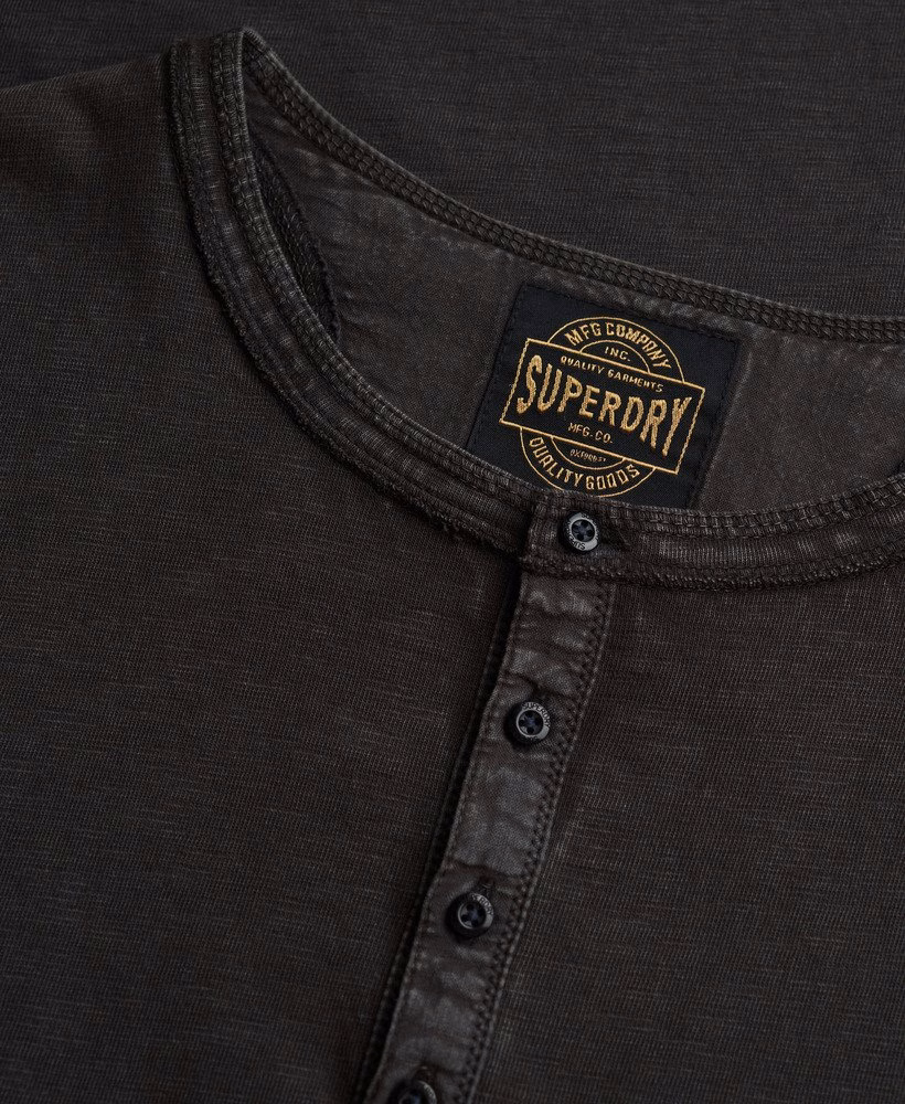 Klassieke, essentiële Henley-top