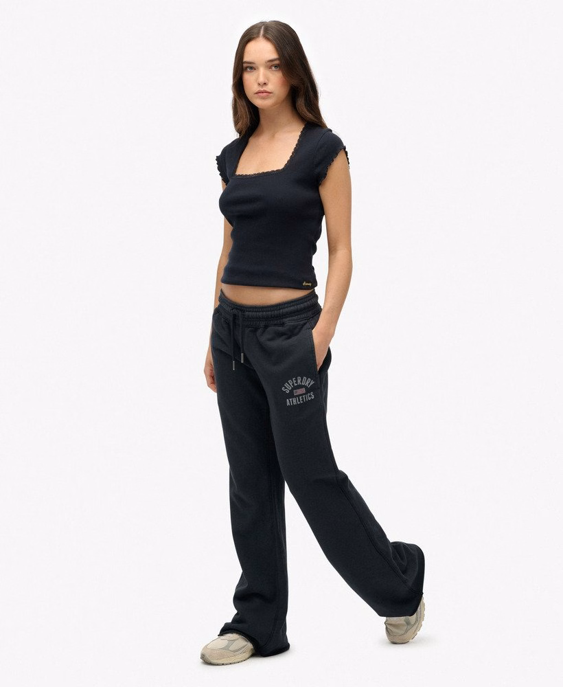 Sportieve joggingbroek met print en wijde pijpen