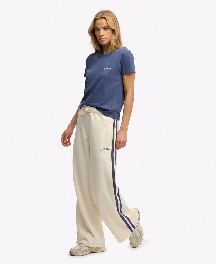 Essential Logo Rechte Joggingbroek