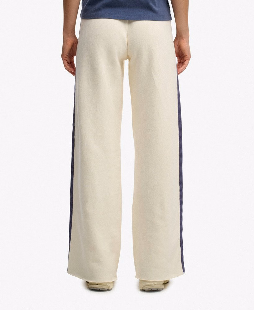 Essential Logo Rechte Joggingbroek